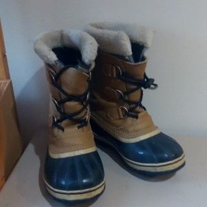 Sorel Snow/ raining boots